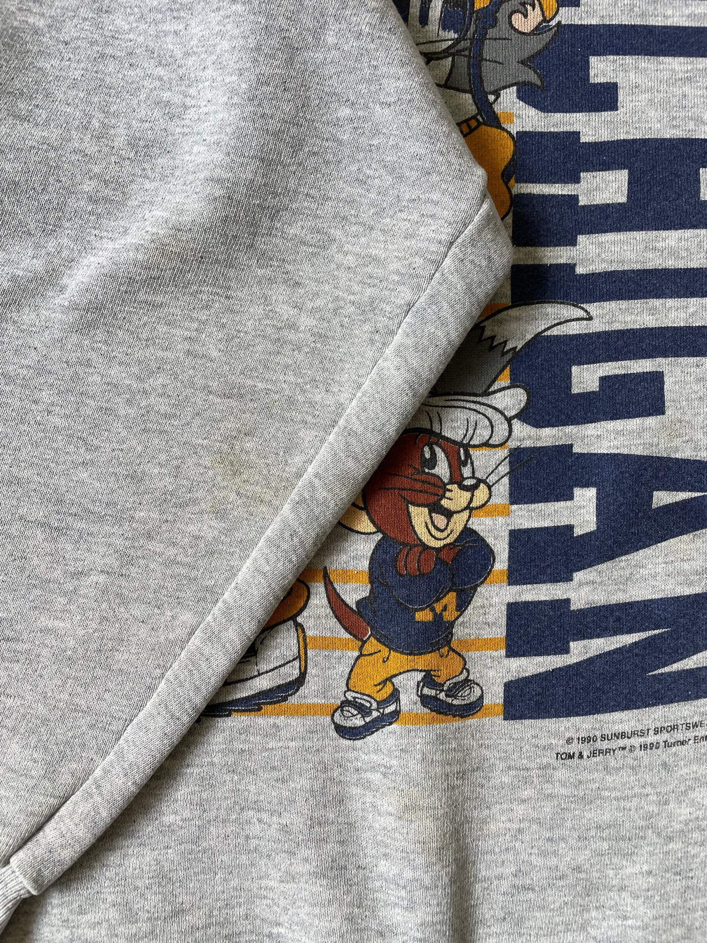 RARE Tom & Jerry Crewneck from 1990