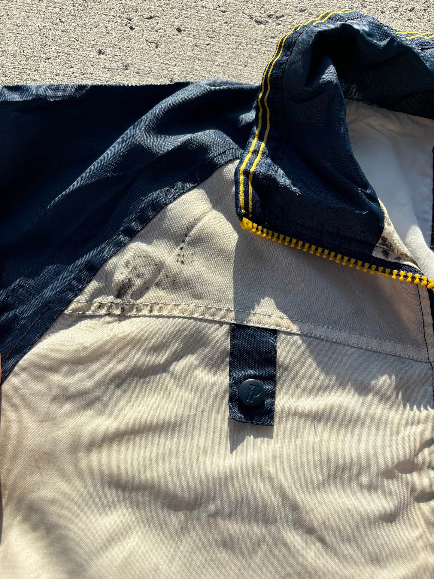 WORN Vintage Windbreaker