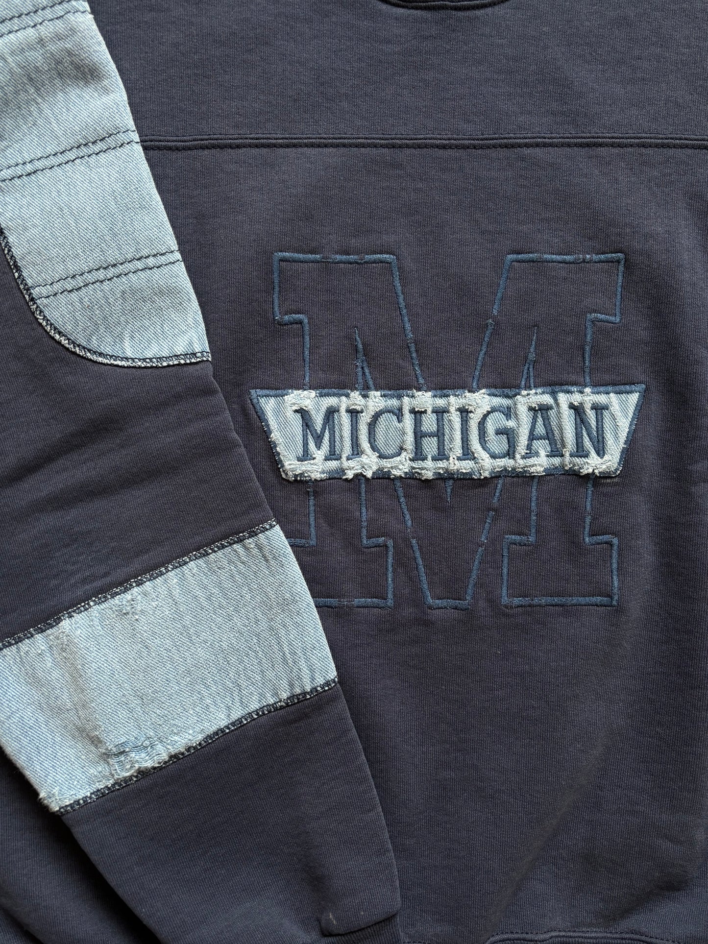 Unique Vintage Crewneck