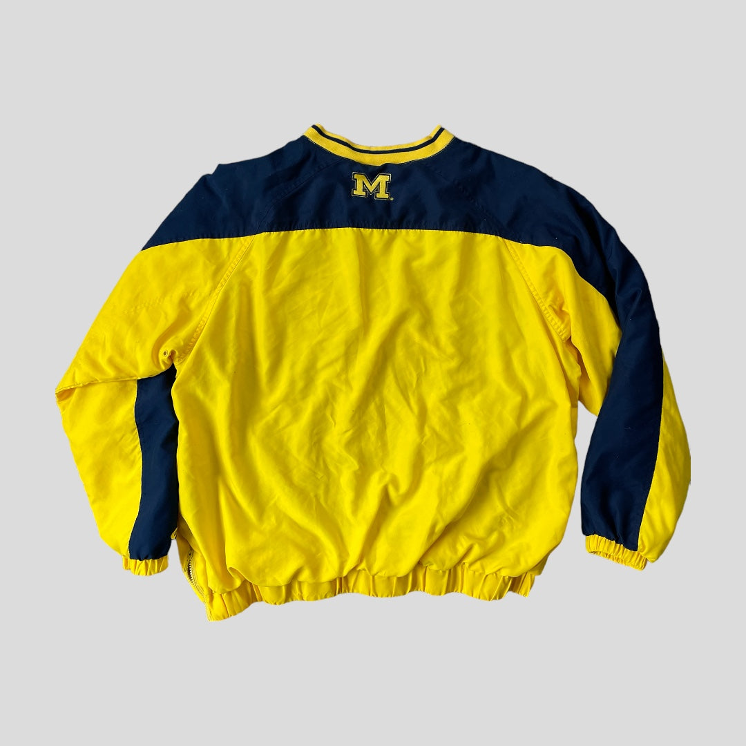 Yellow Pullover