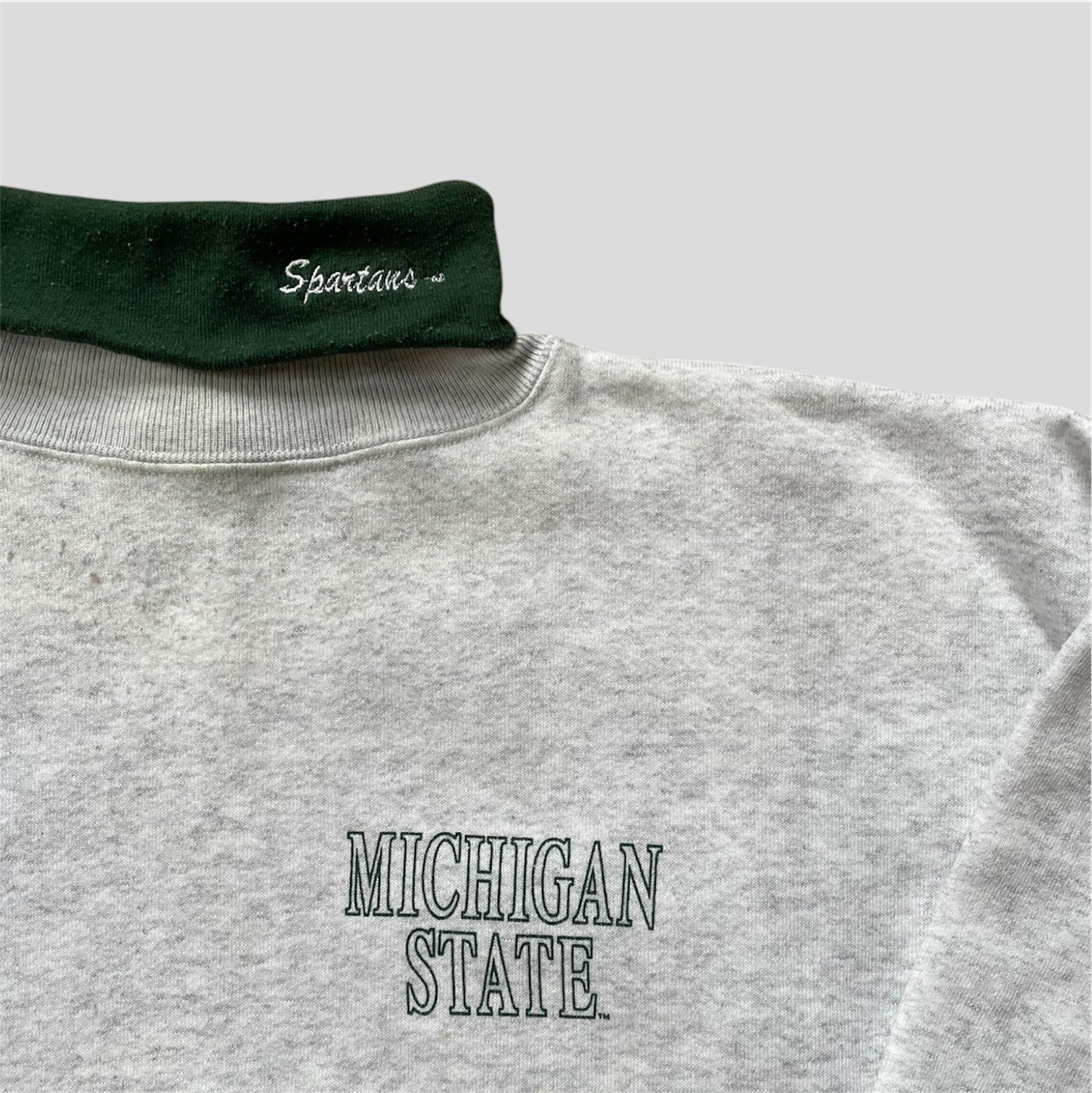 STAINED Turtle Neck Embroidered Sweatshirt
