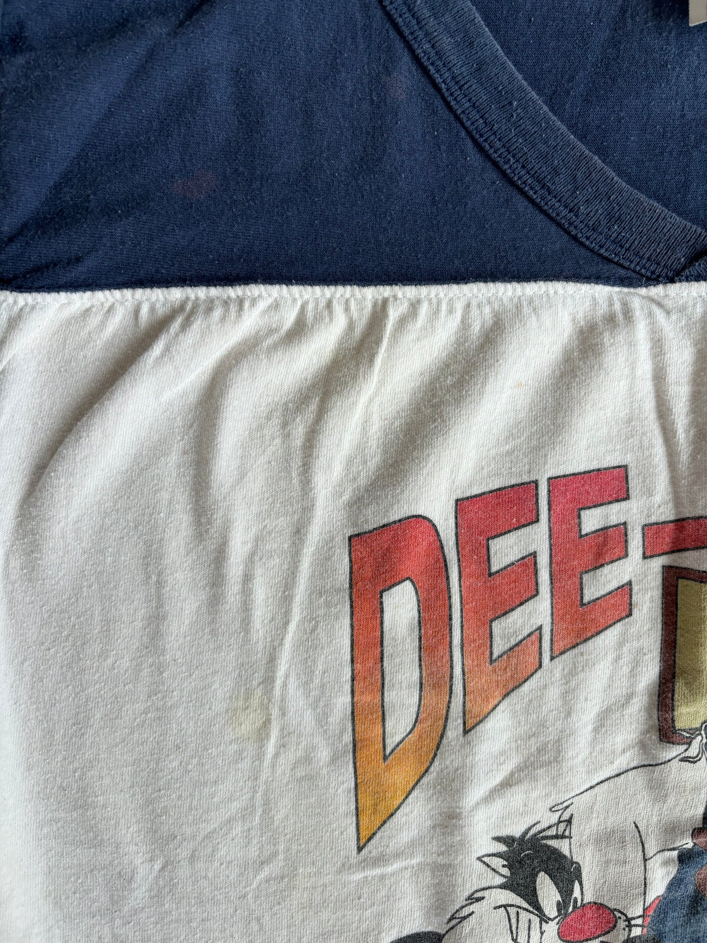 1994 DEE-FENSE Looney Tunes T