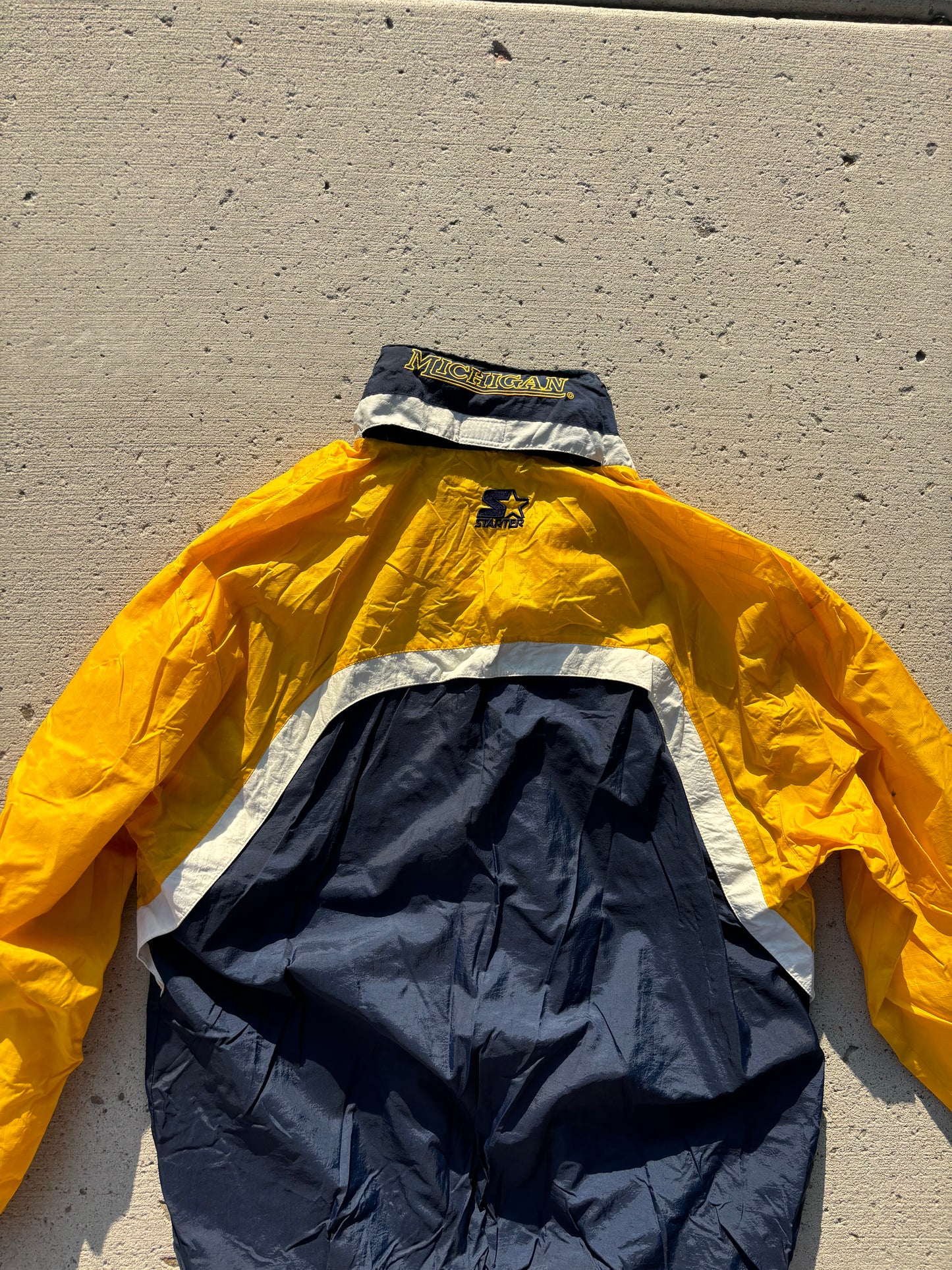 Starter Windbreaker