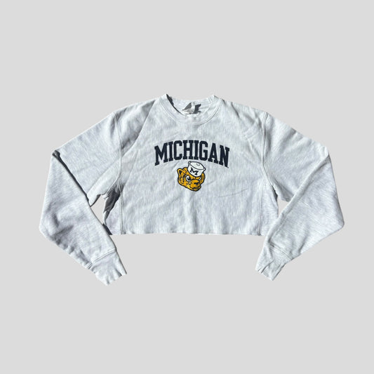 Cropped Champion Crew